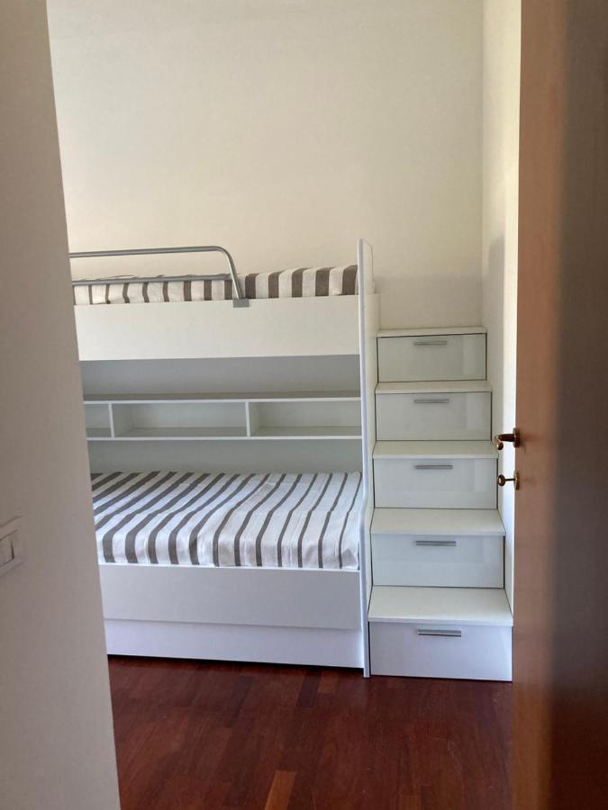 Large Well-Equipped Appartement Near Como Lake Lecco Eksteriør bilde